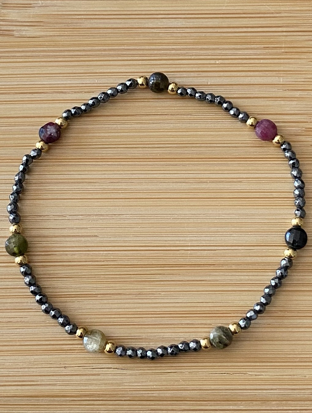 Pulsera BRUMA en acero, hematita y piedras naturales