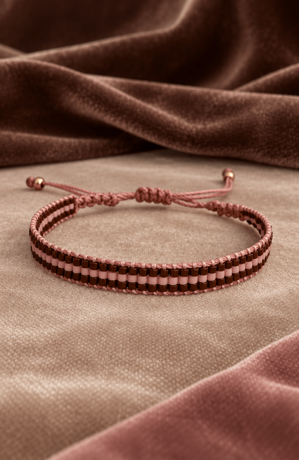 Pulsera MIA tejida