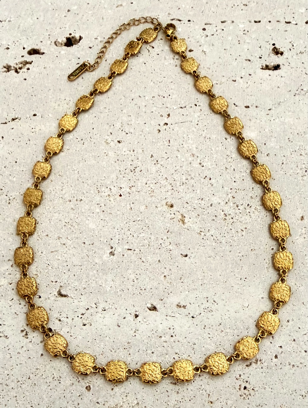Collar GARZON en acero dorado