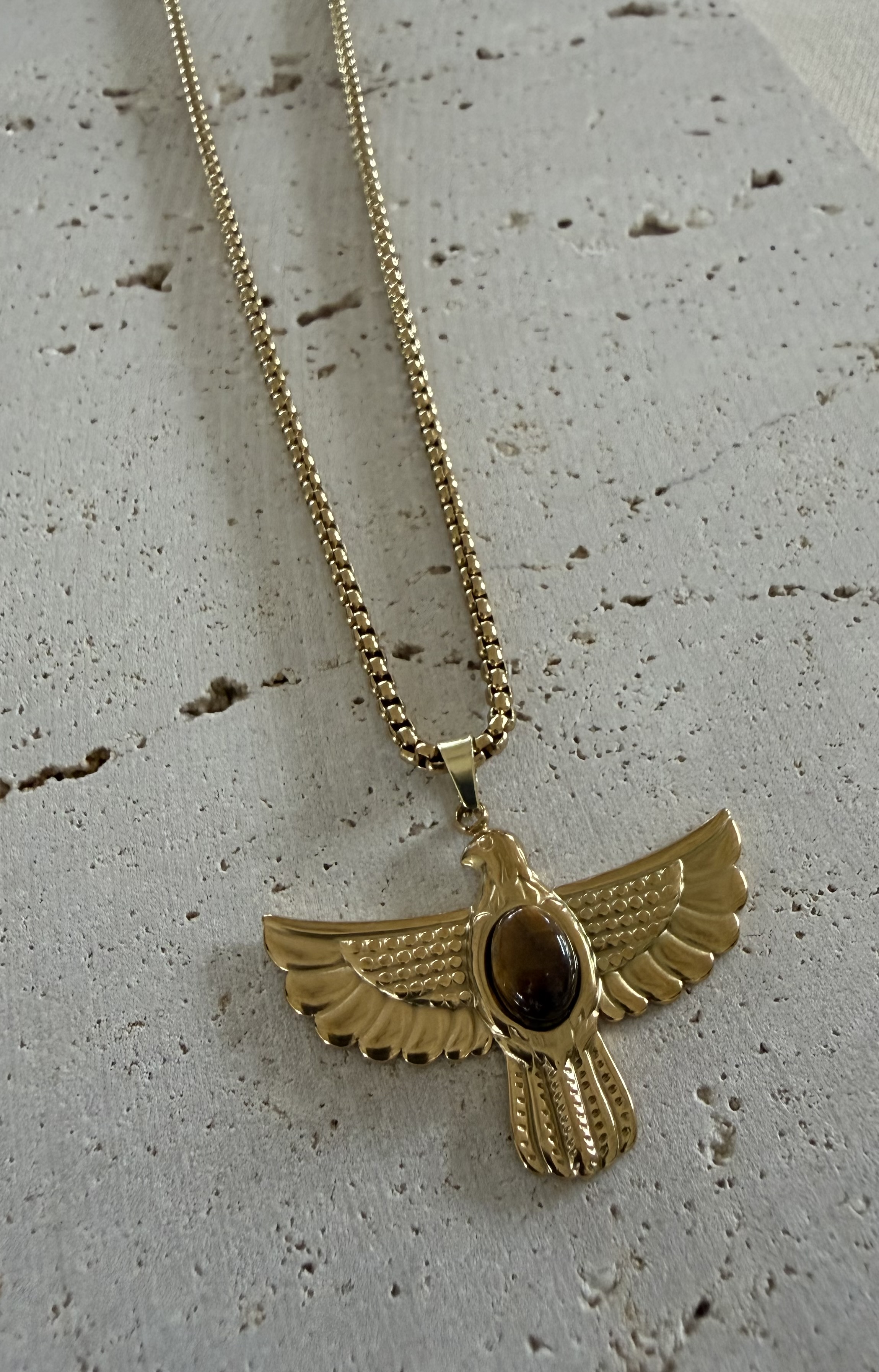 Collar AGUILA en acero y ojo de tigre