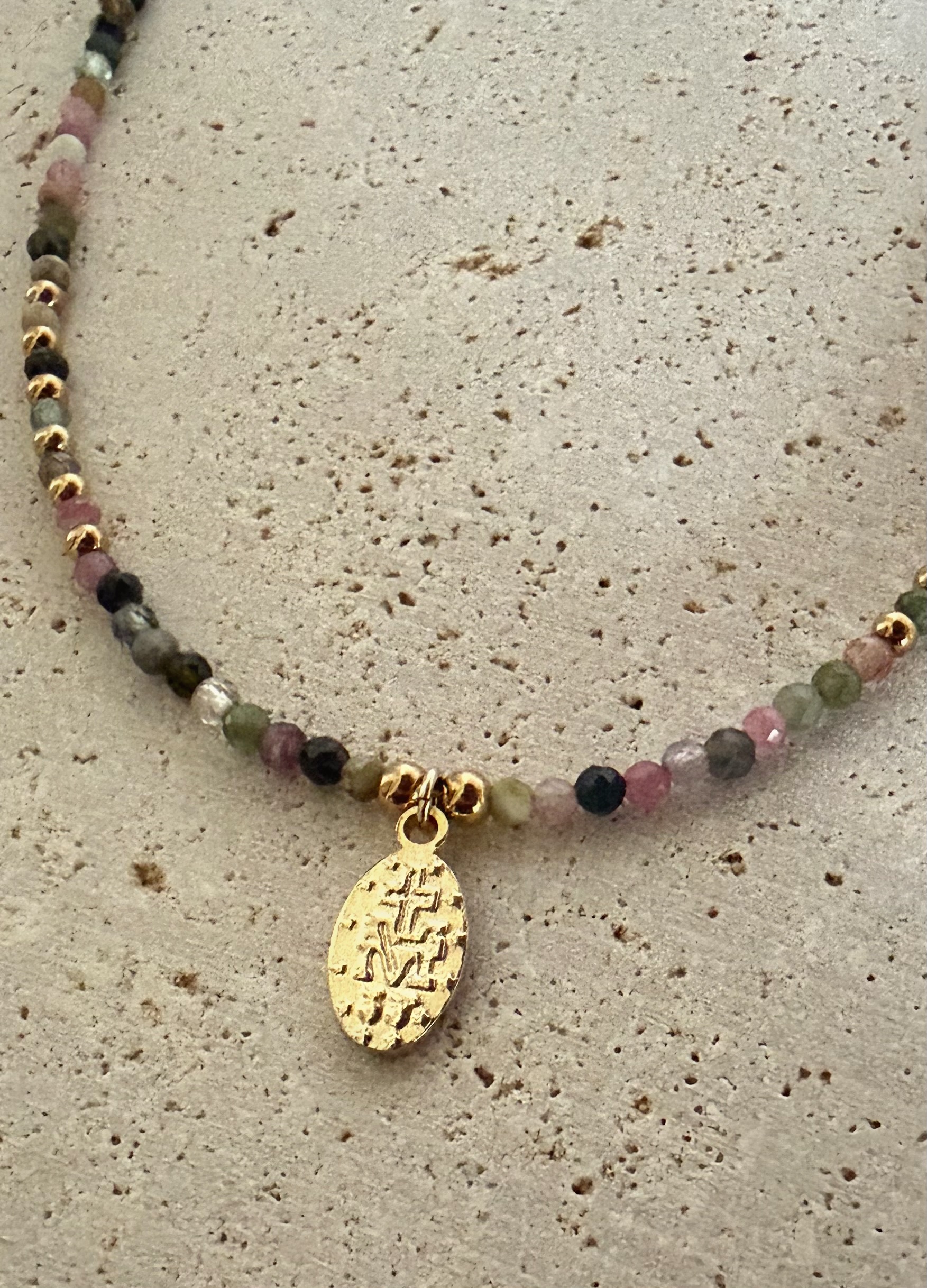 Collar MILAGROSA de piedras naturales