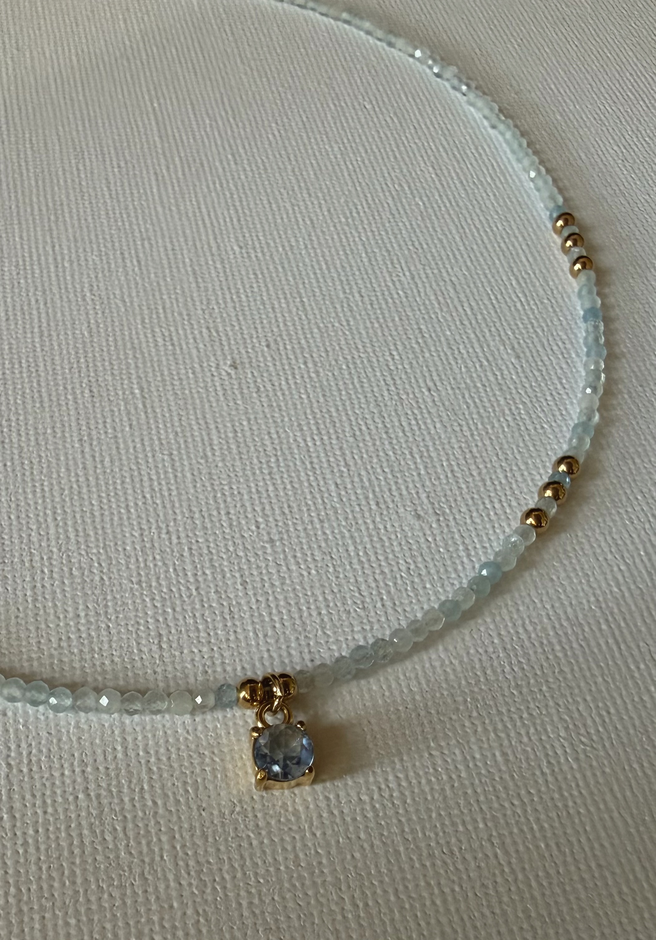 Collar MARINA en acero y piedras naturales