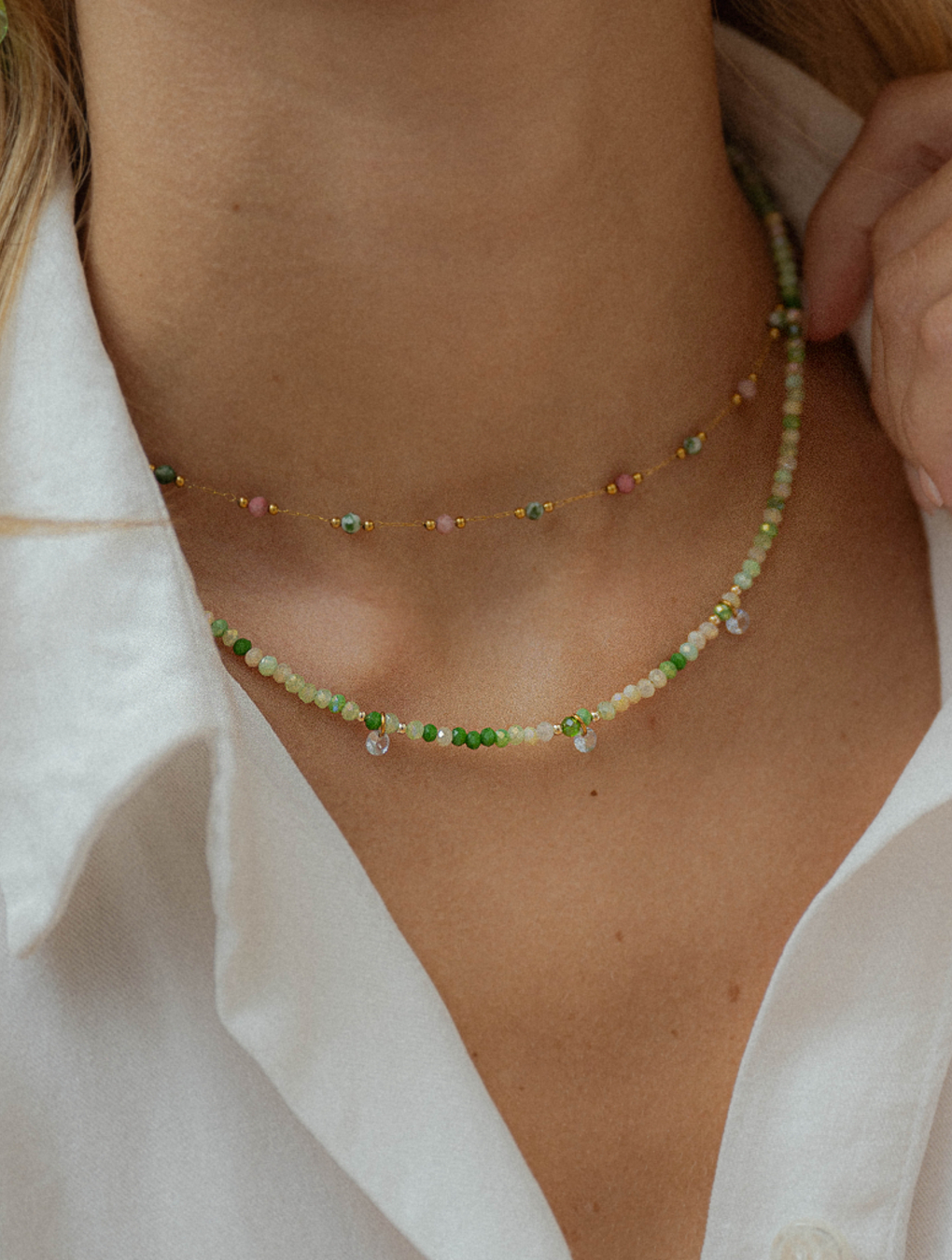 Collar ORIANA en acero y piedras naturales