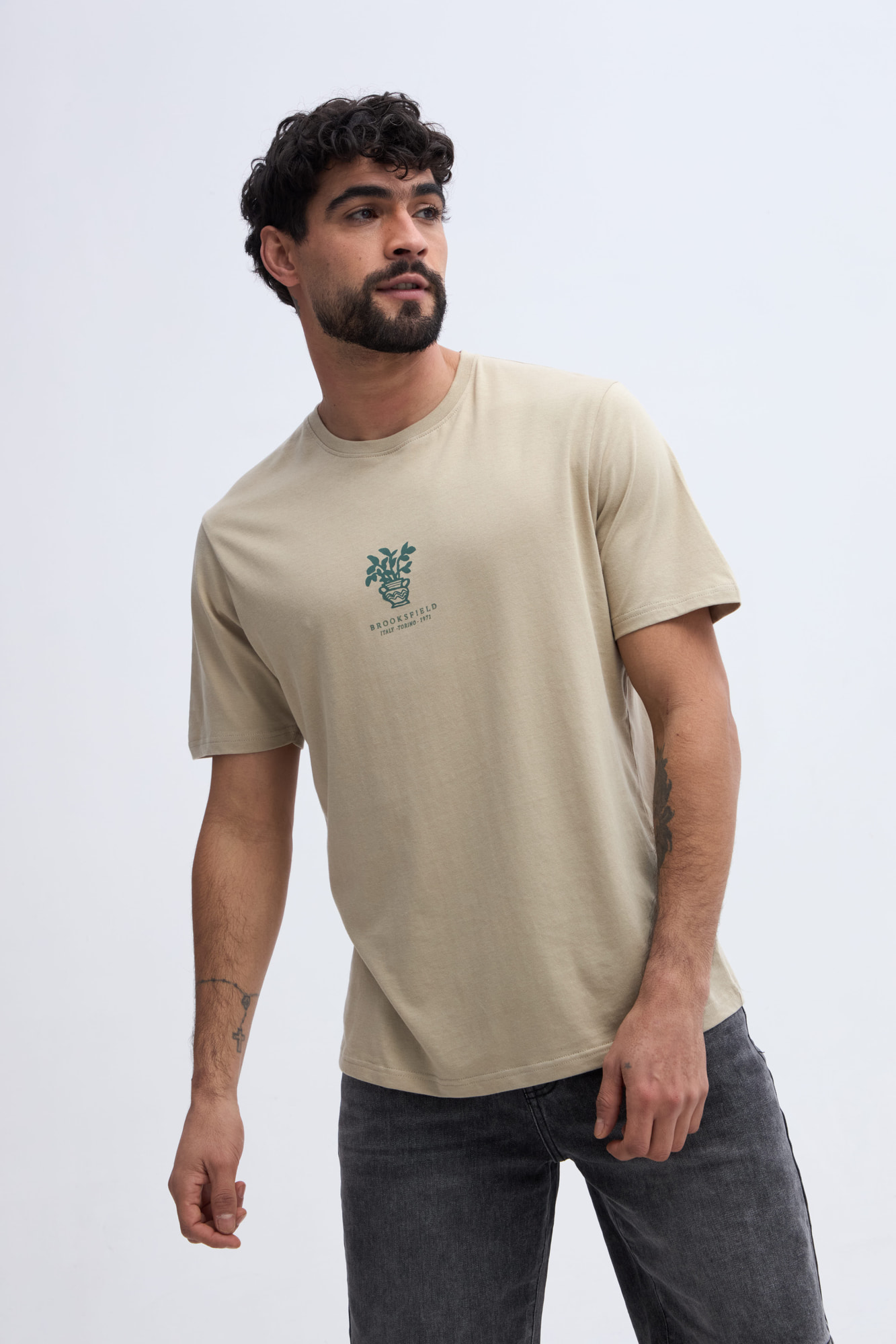 REMERA LUCARELLI