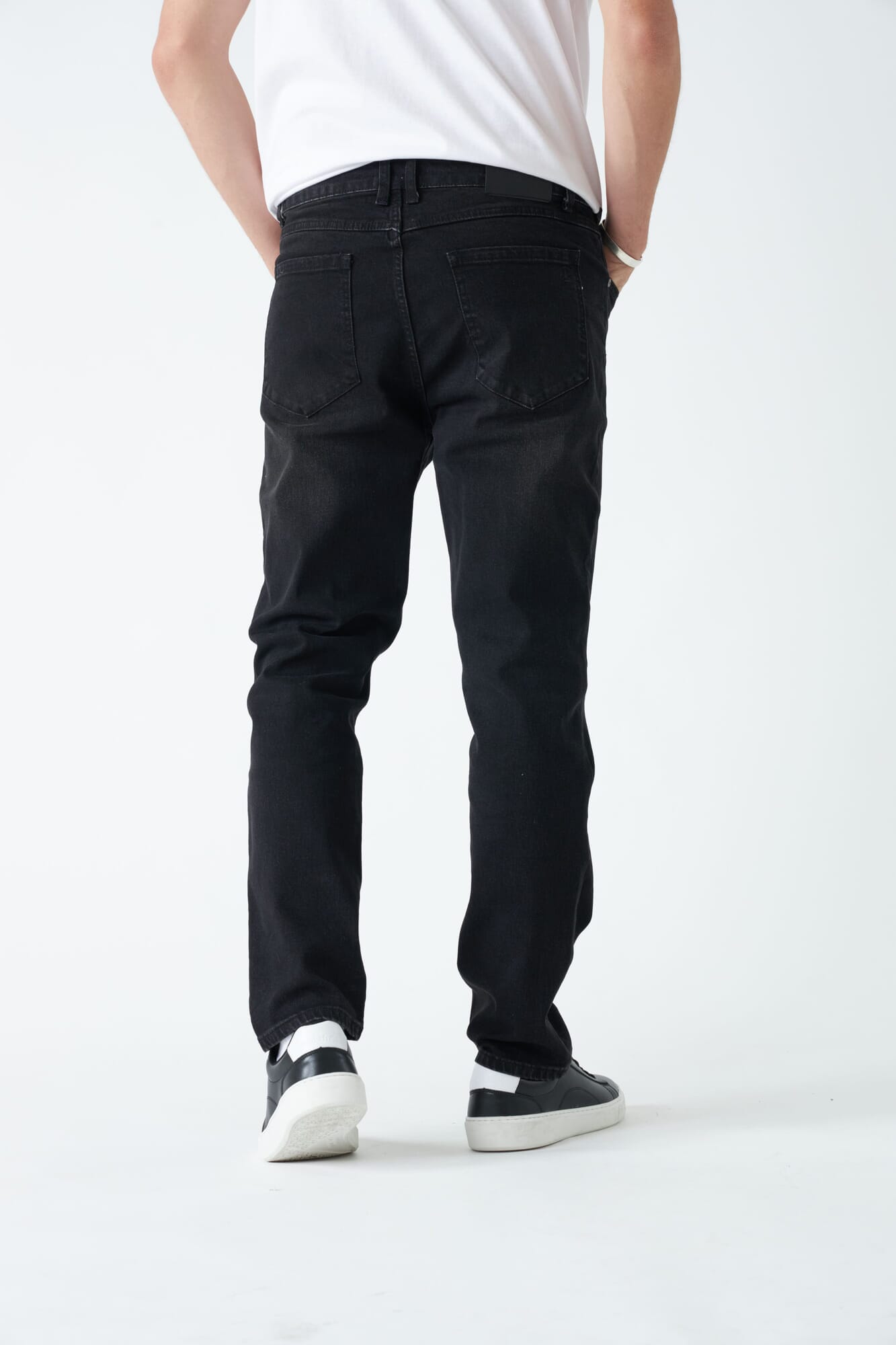 JEAN STRAIGHT EVEREST