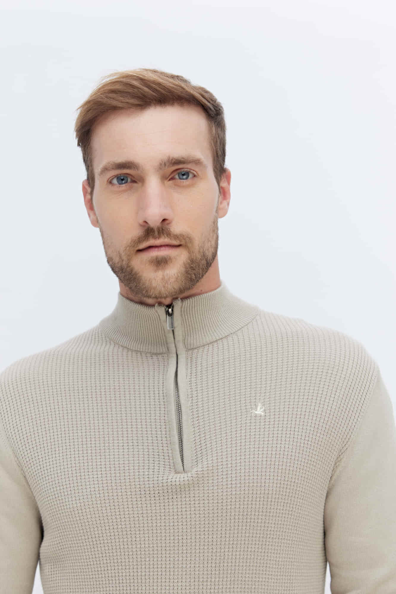 SWEATER MEDIO CIERRE ASTI