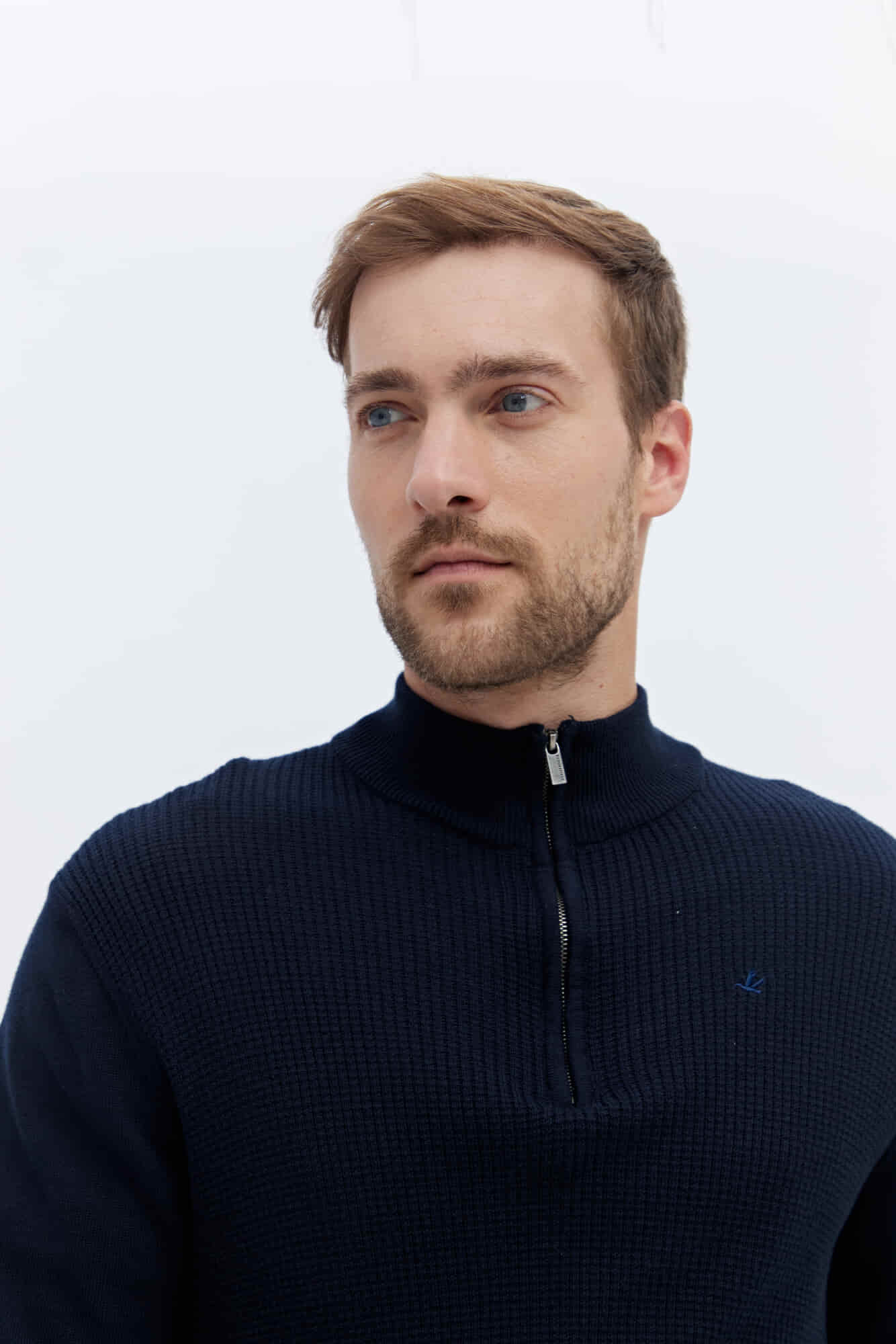 SWEATER MEDIO CIERRE ASTI