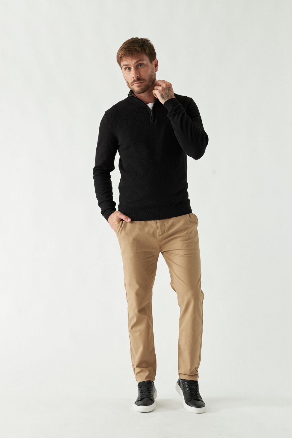 SWEATER MEDIO CIERRE RENATO
