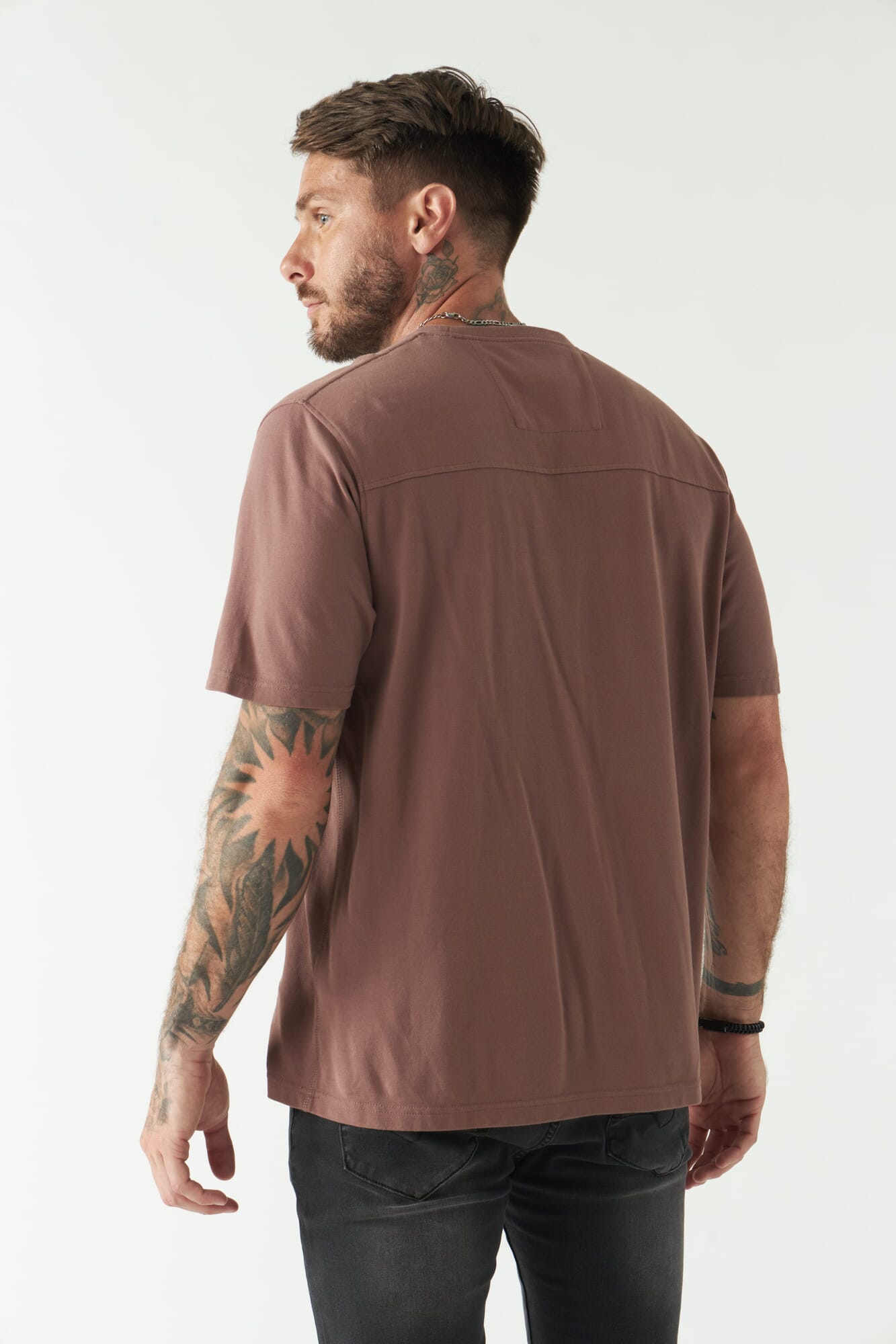 REMERA BUTE