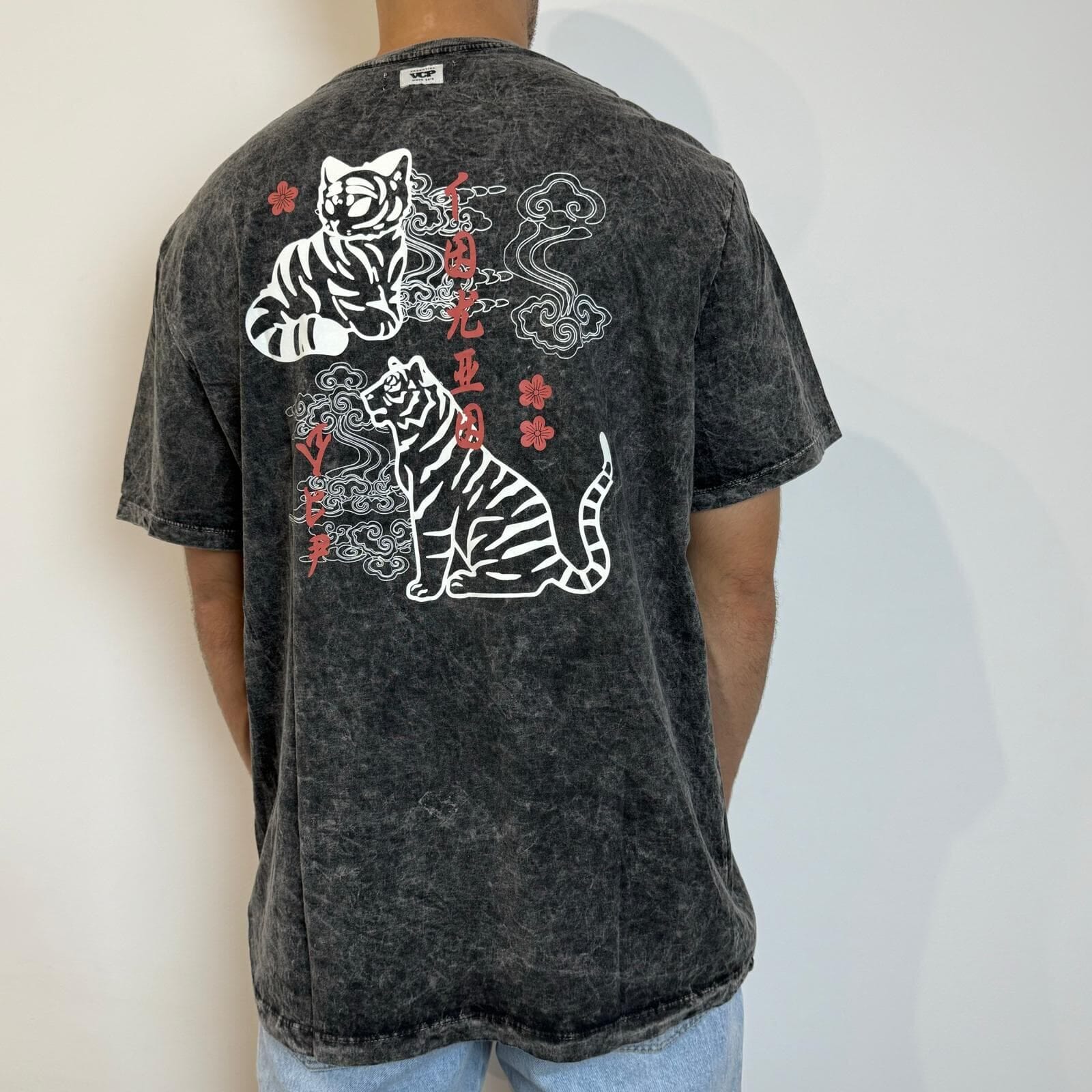 Remera db tokyo