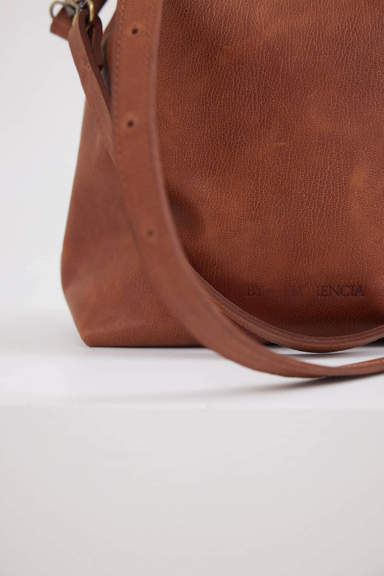 Cartera Hang