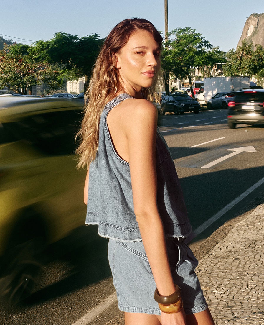 By-Florencia Blusas y Tops
