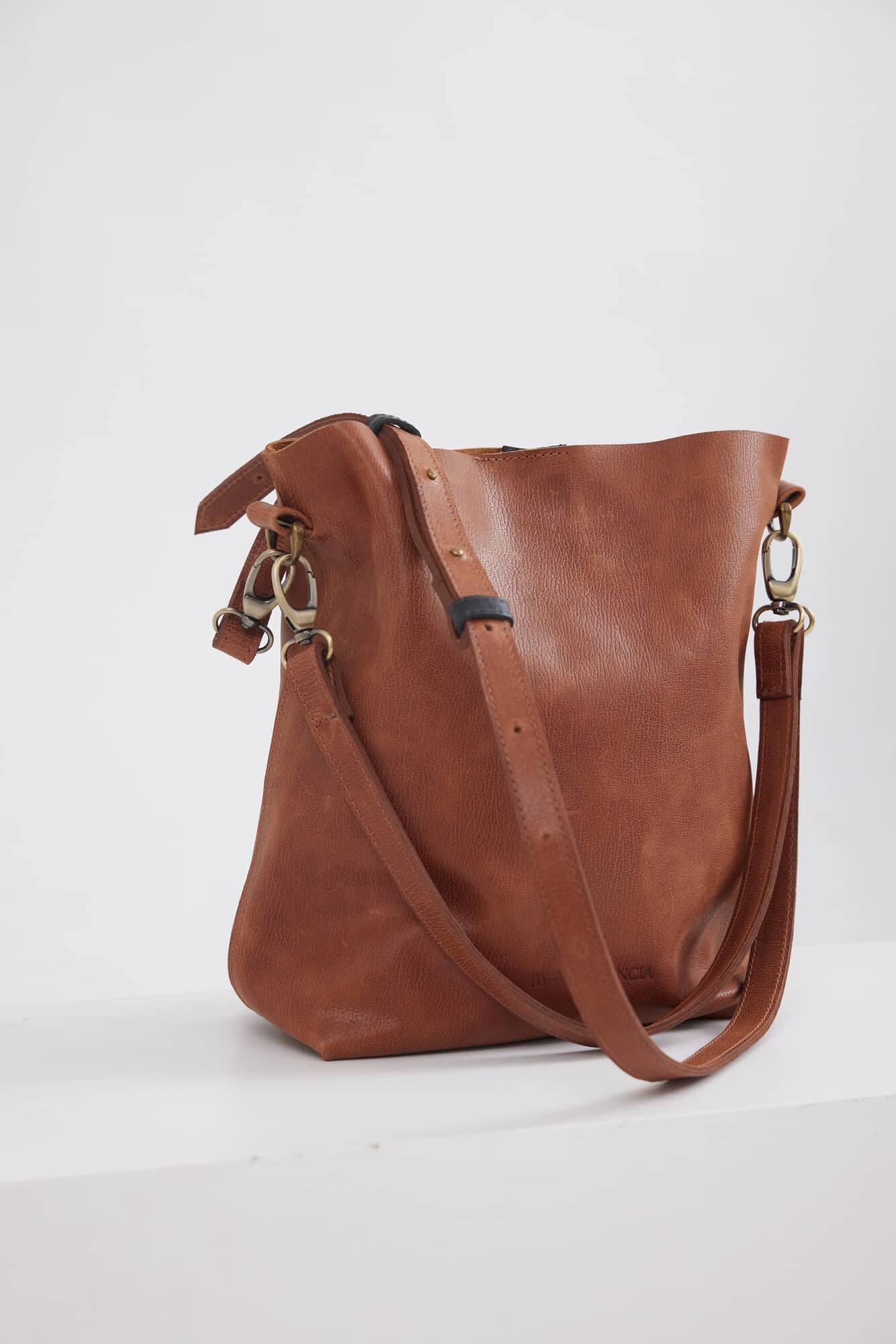 Cartera Hang