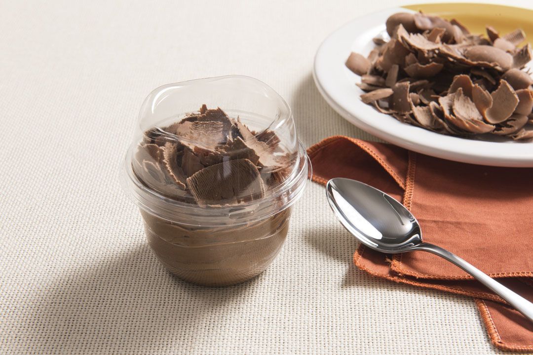 Pote ovalado para postre transparente con tapa alta