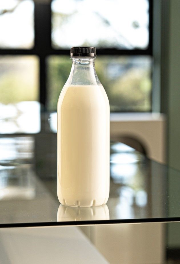 Botella para bebidas 1000 ml (plástico apto para alimentos)