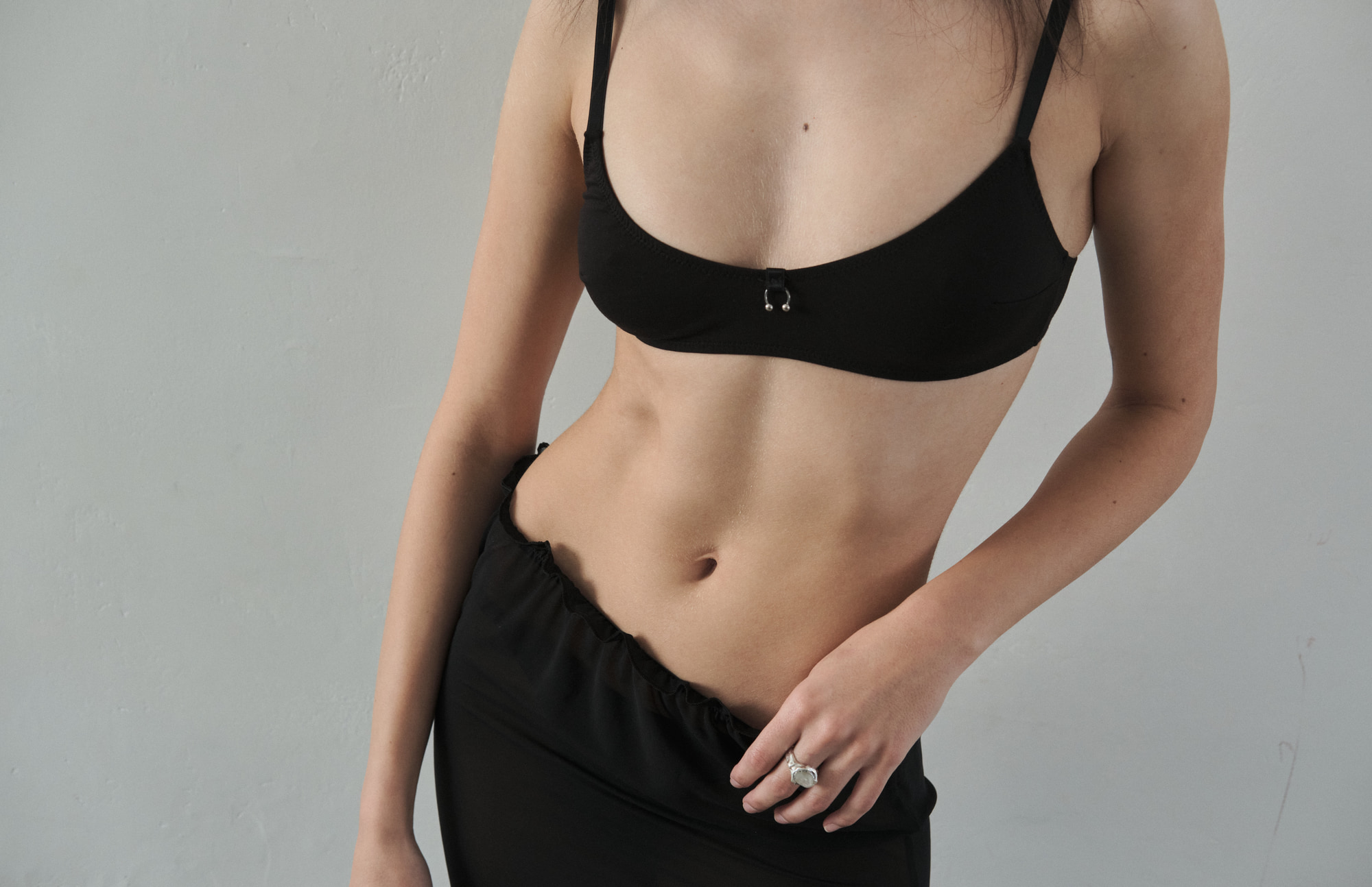 NINETY BRA