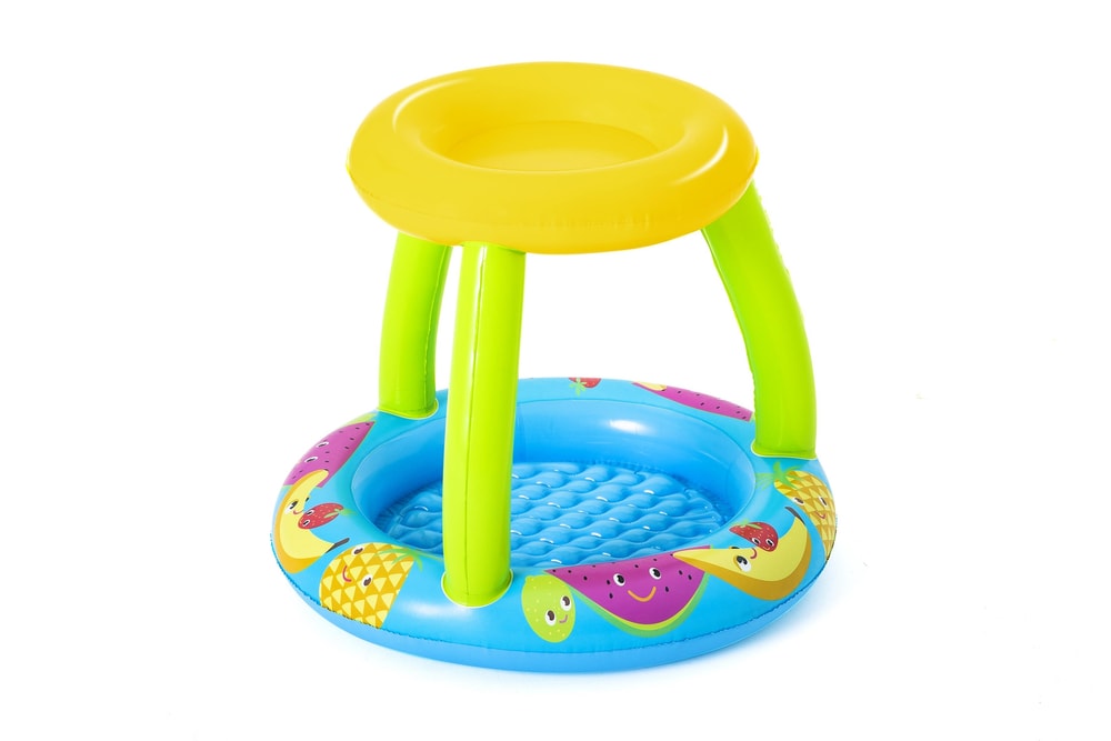 Piscina De Frutas Con Techo Proteccion Uv