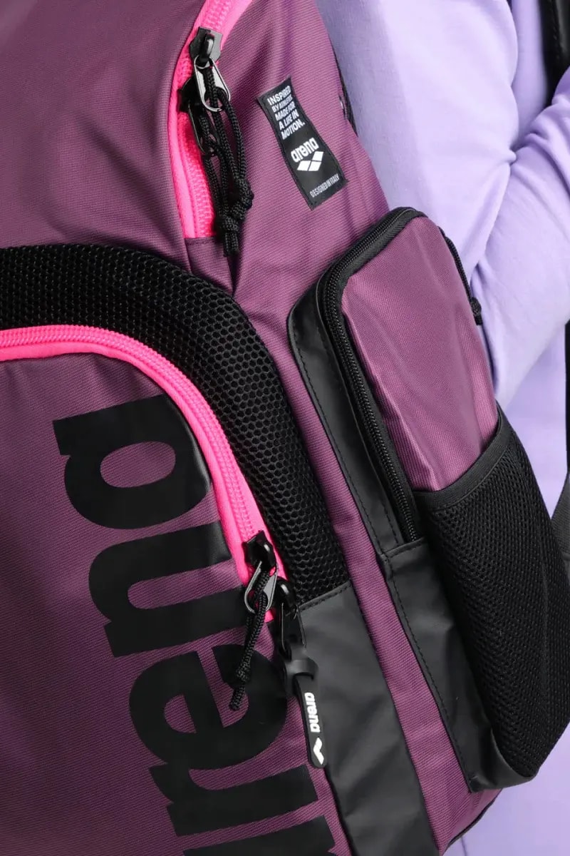 Mochila Arena Spiky Iii 35L Allover
