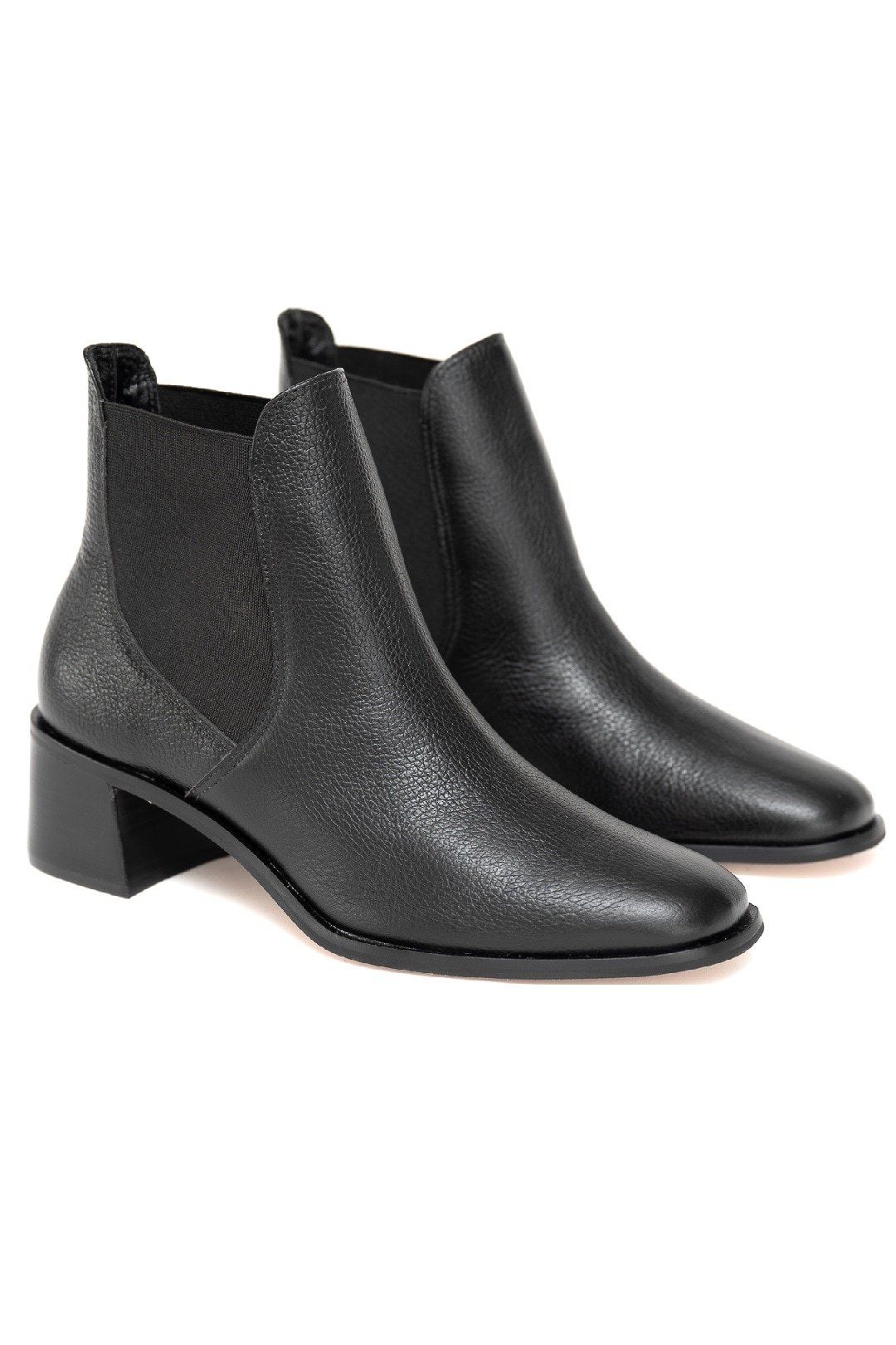 BOTA CLOE FLOATER NEGRO SUELA NEGRA