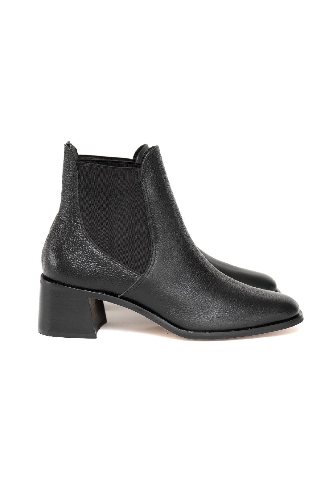 BOTA CLOE FLOATER NEGRO SUELA NEGRA