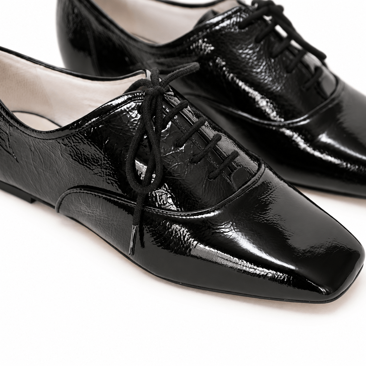 ZAPATO OXFORD CAMELIA NEGRA