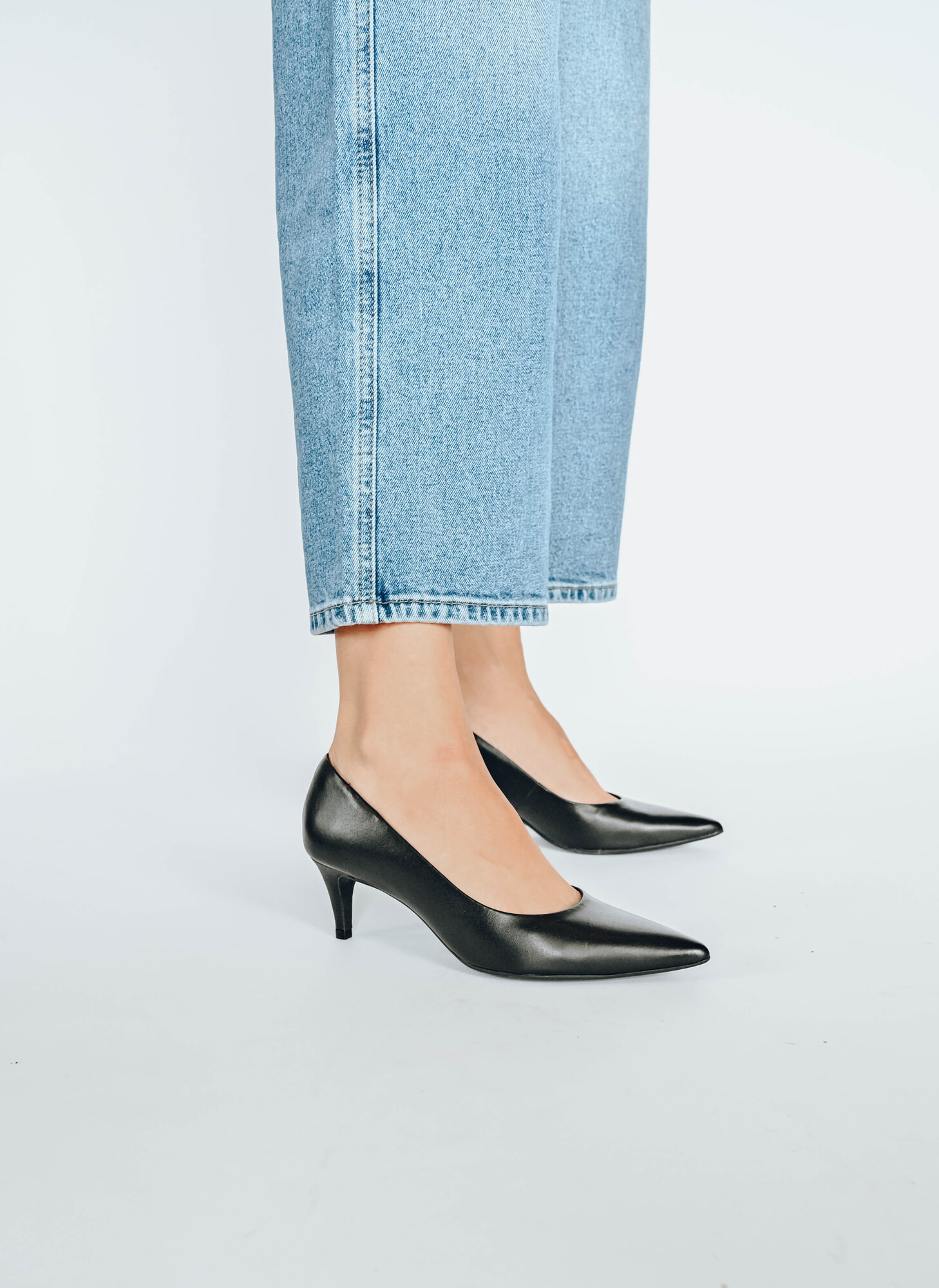 STILETTO AKUNI