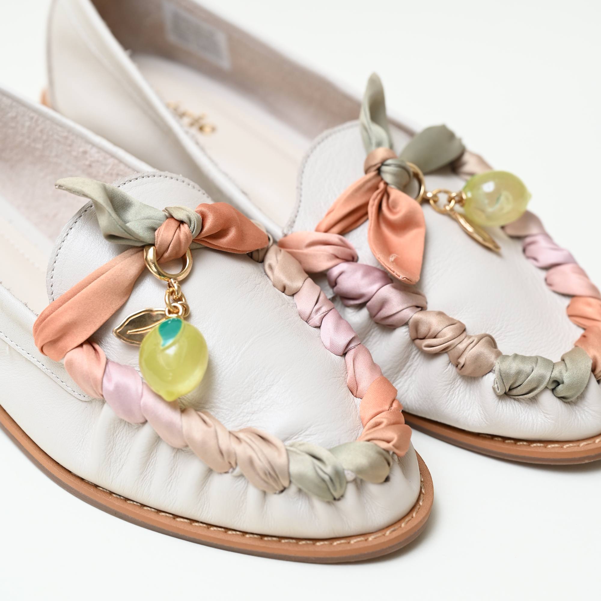 MOCASÍN ALHELI VAINILLA