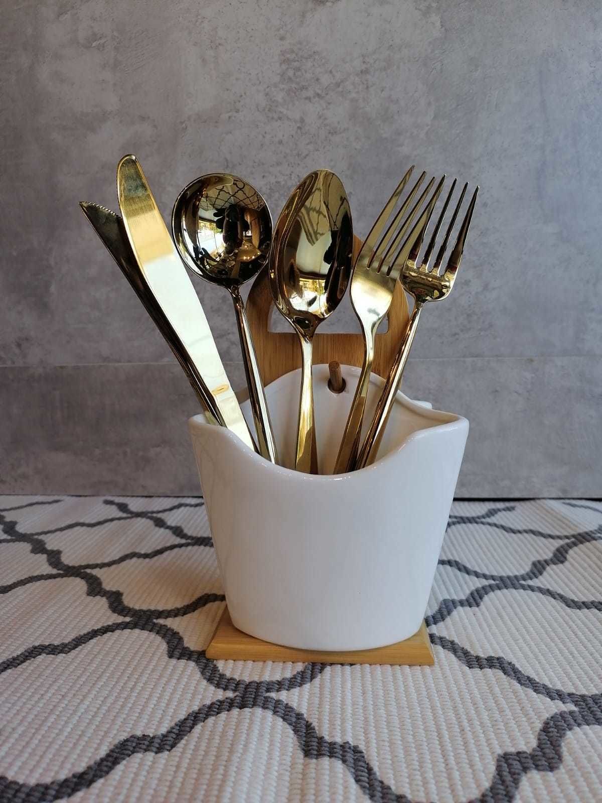 Soporte para cubiertos