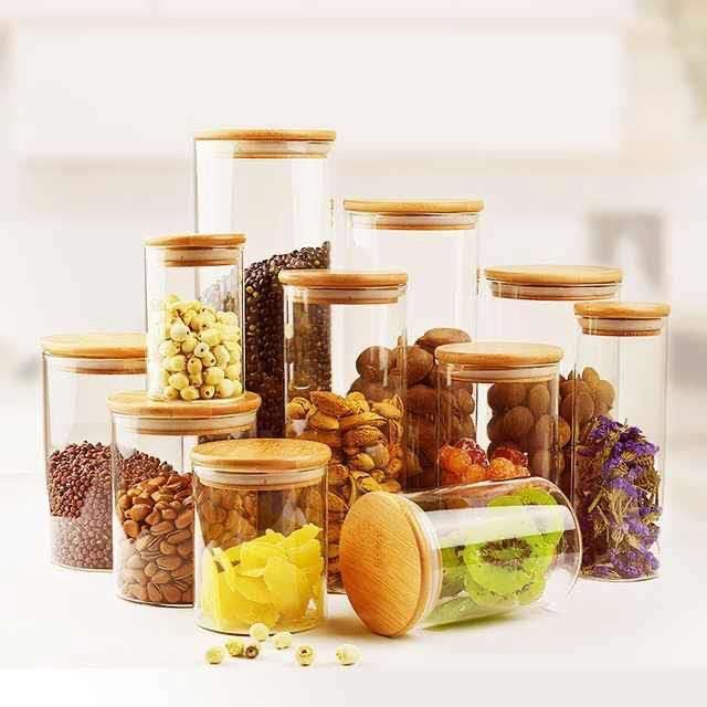 Frascos de vidrio con tapa de bambú