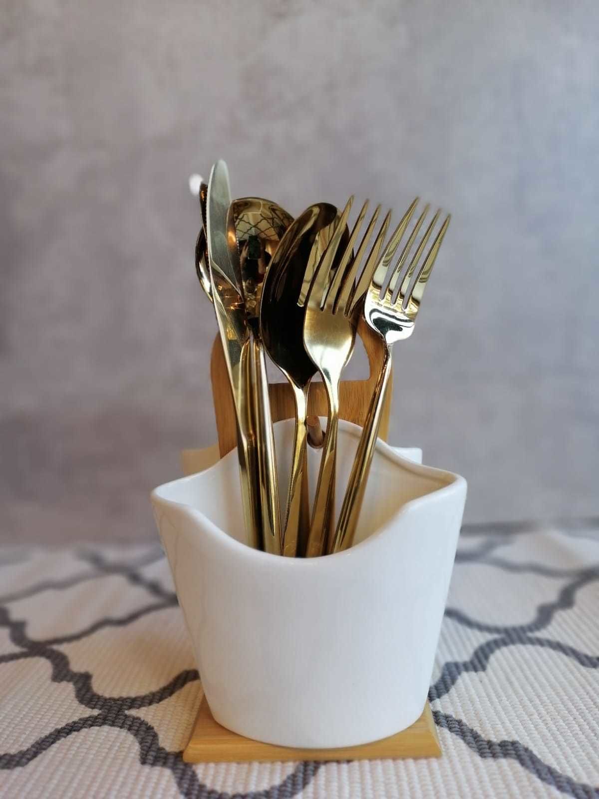 Soporte para cubiertos