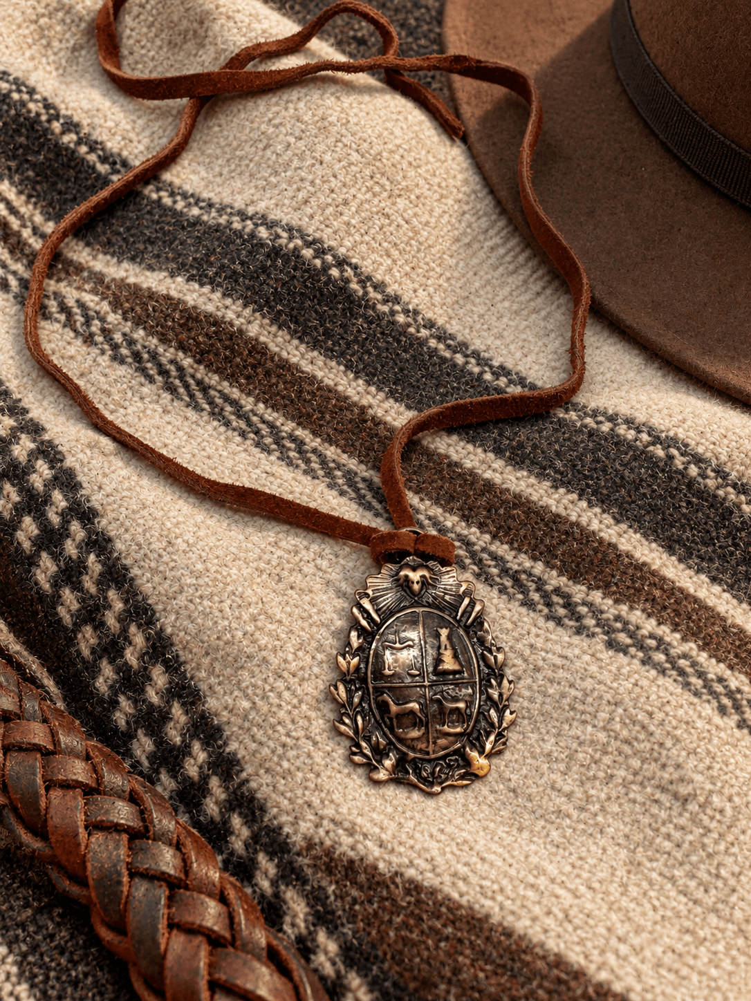 Collar Escudo de Uruguay