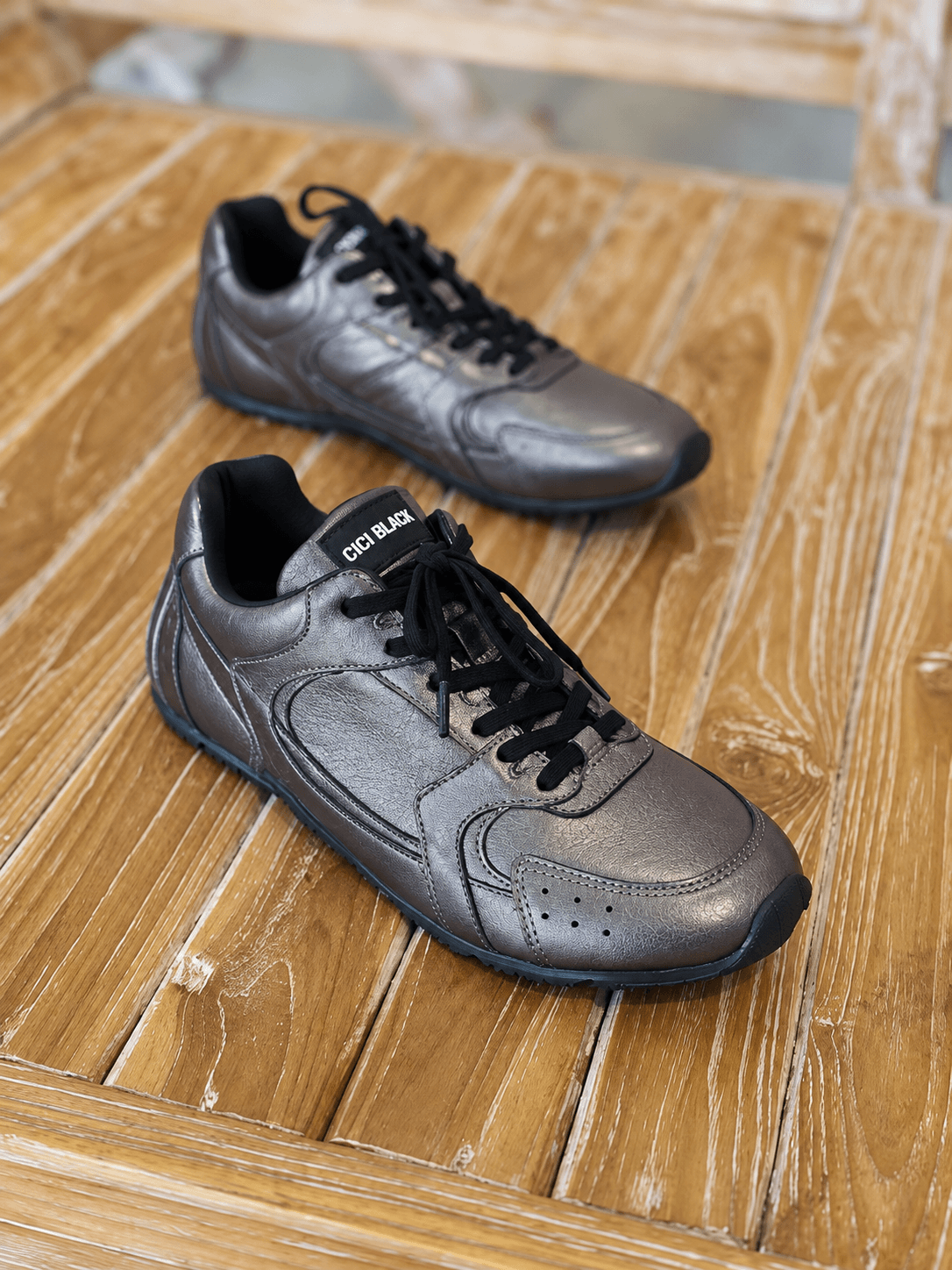 Sneaker Cline