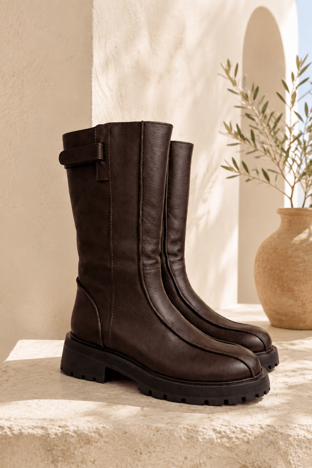 Bota Cleveland