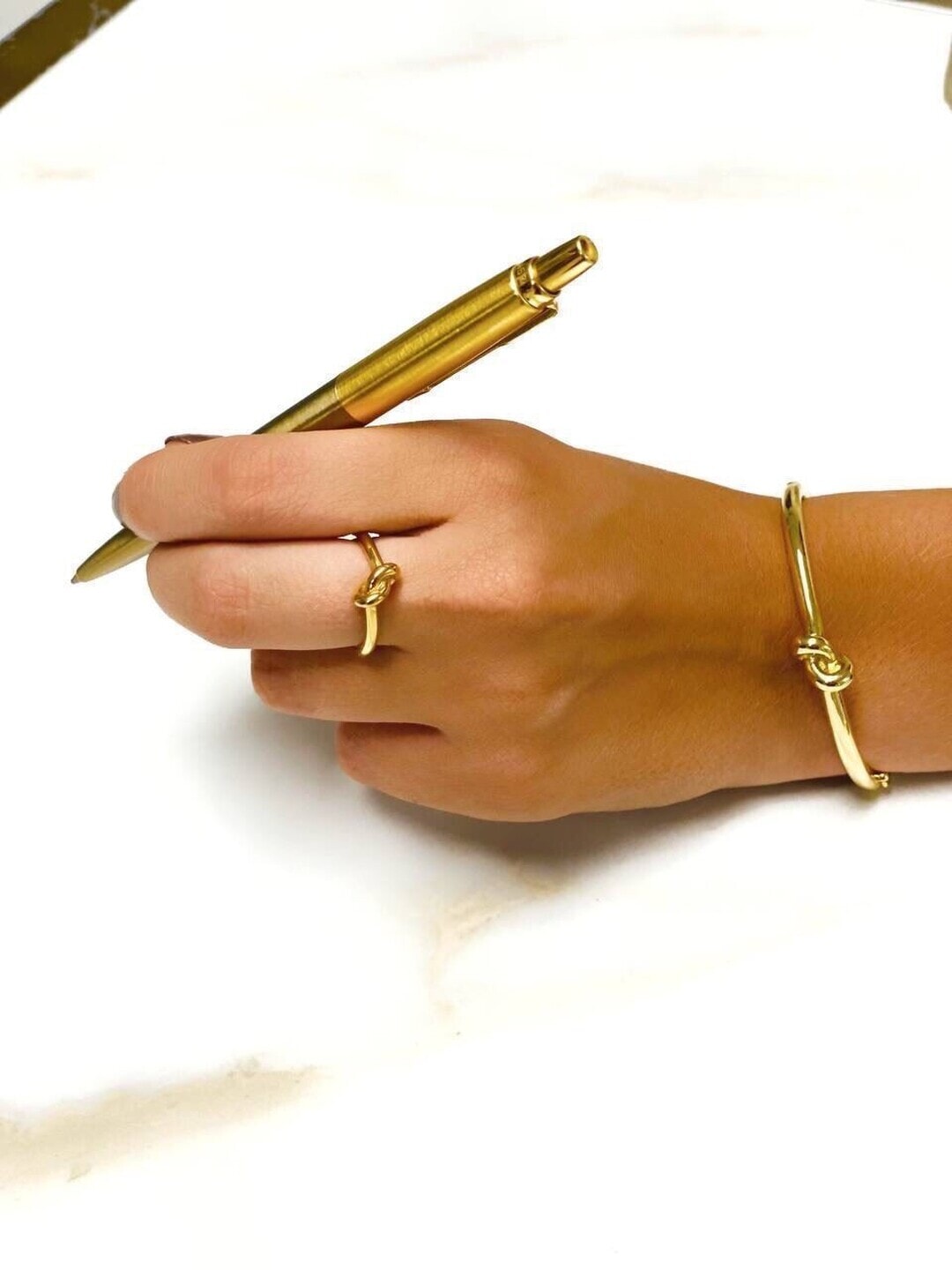 ANILLO NUDO DORADO