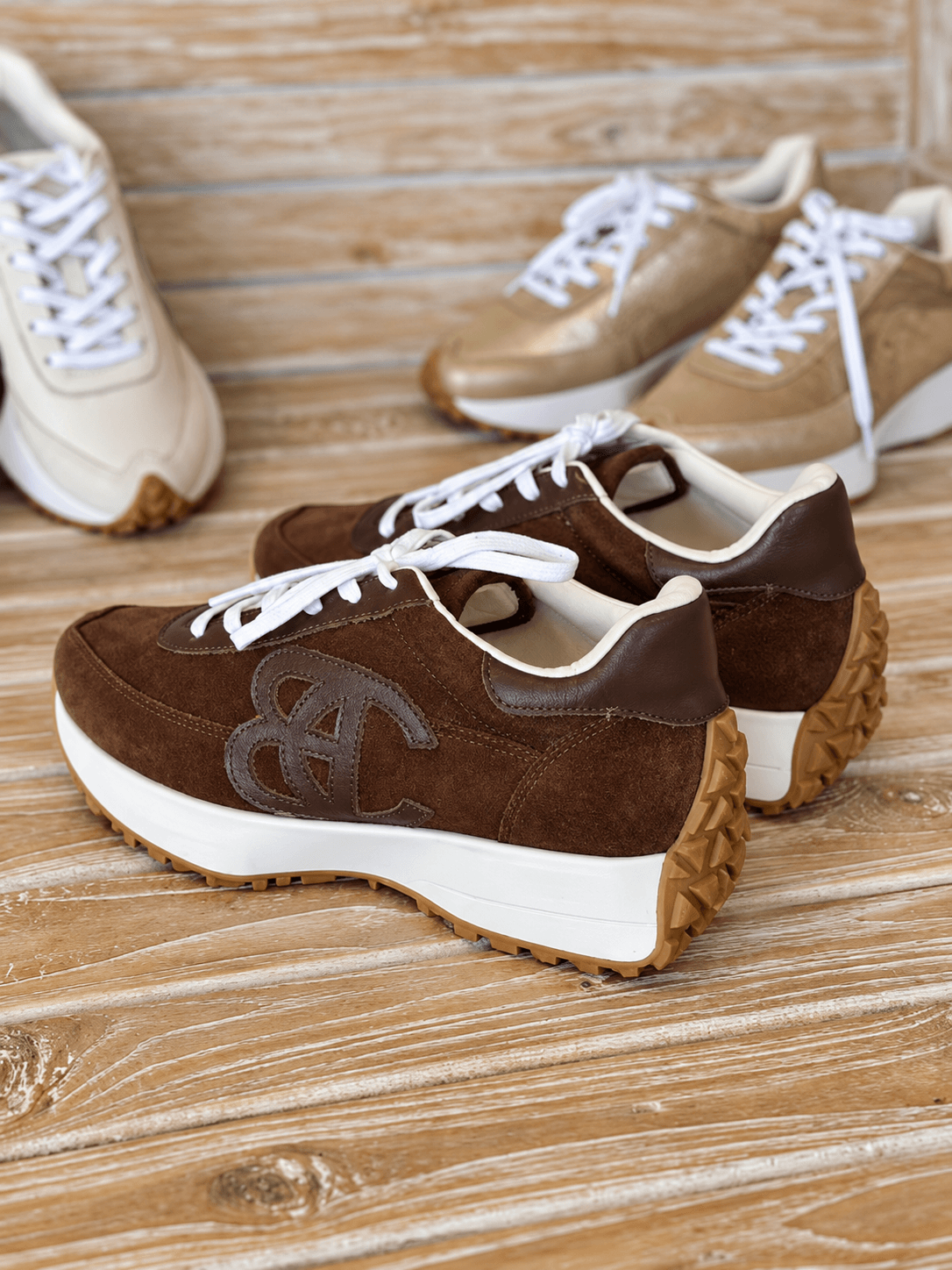 Sneaker Helms
