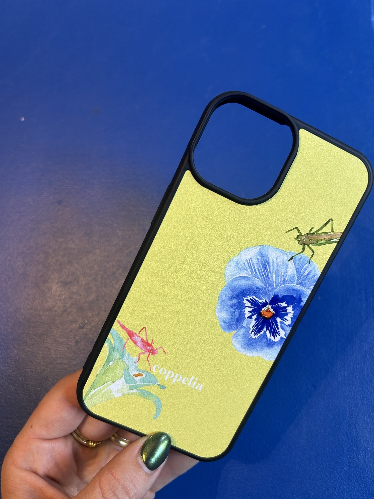 Case by Coppelia