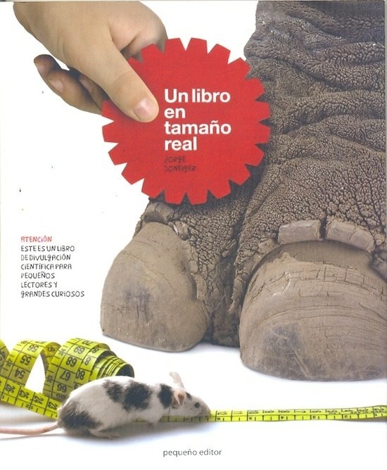 UN LIBRO EN TAMAÑO REAL