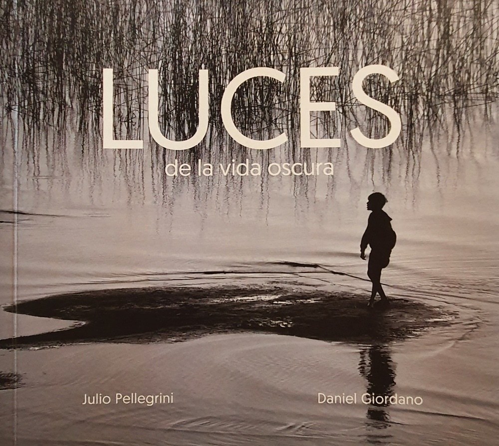 LUCES DE LA VIDA OSCURA