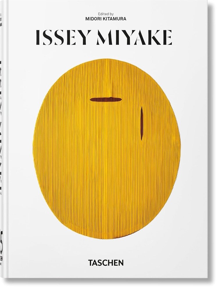 ISSEY MIYAKE