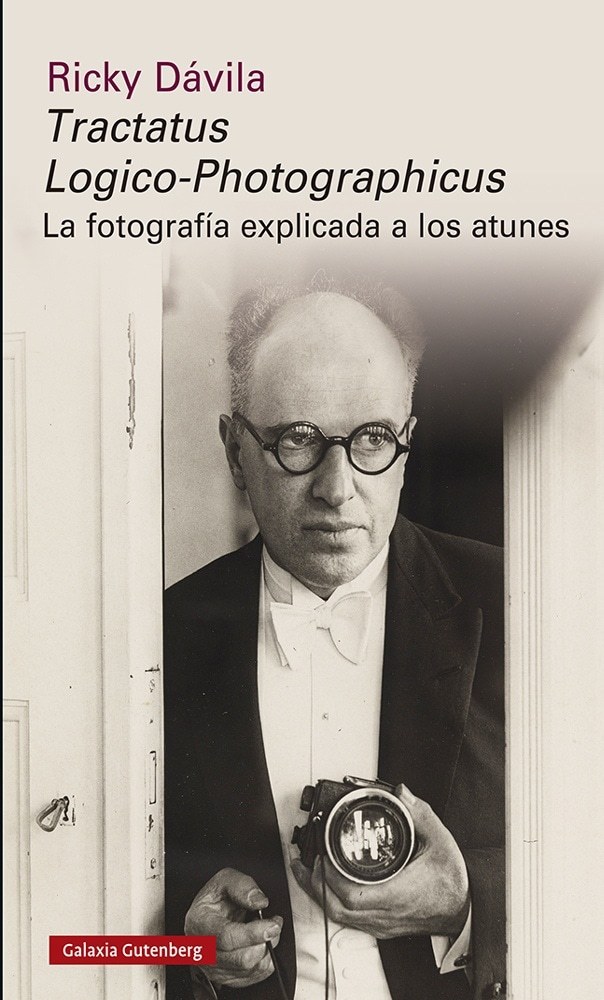 TRACTATUS LOGICO PHOTOGRAPHICUS