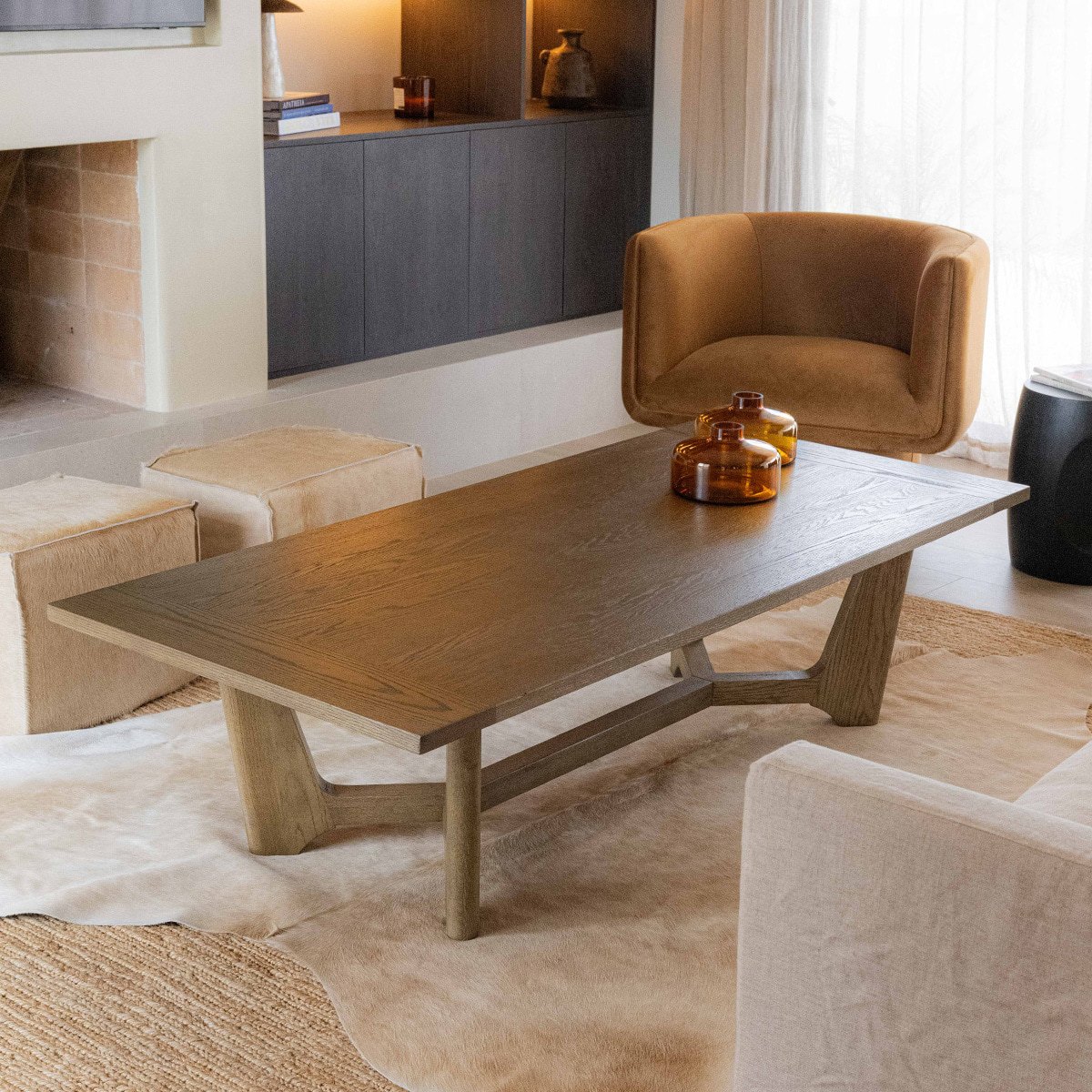 Mesa ratona June