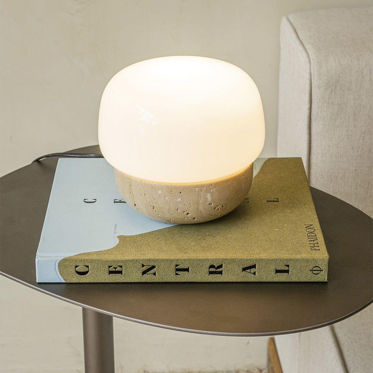 Mesa lateral Emma Gold