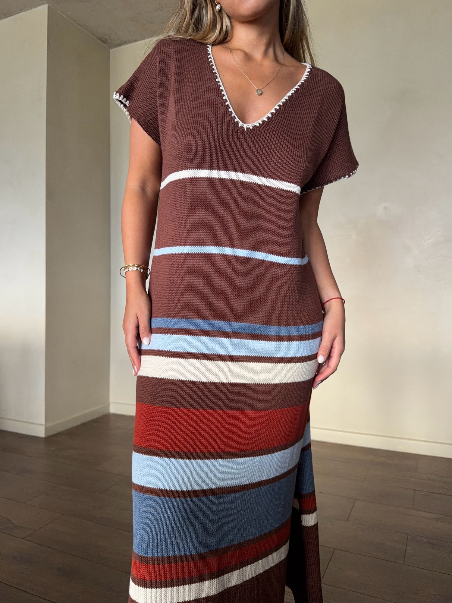 VESTIDO CAPRI