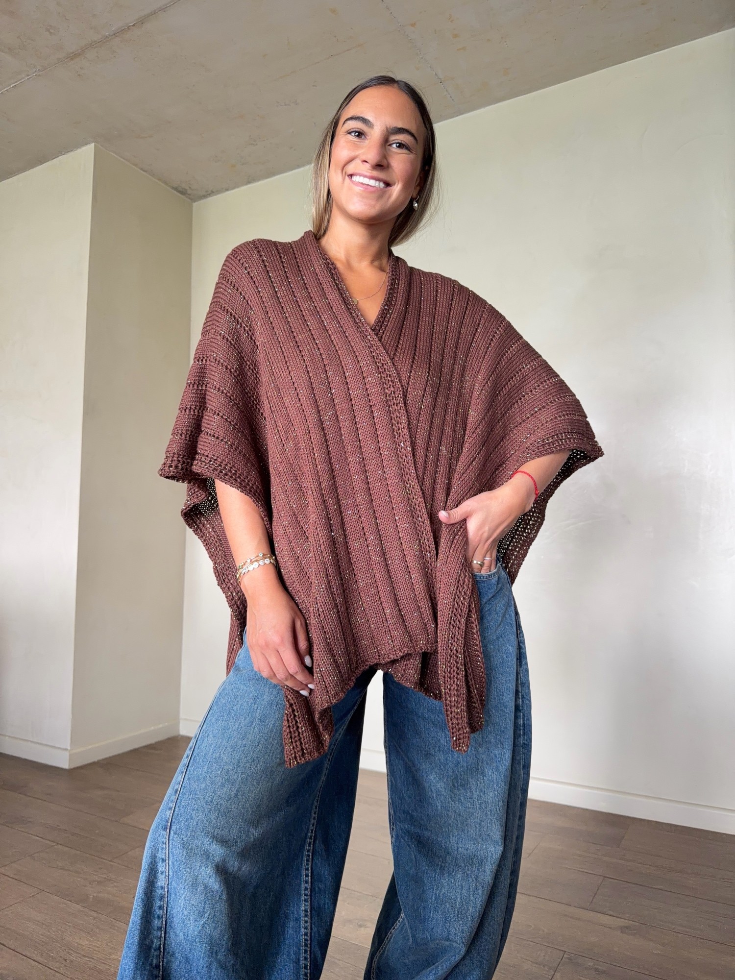RUANA SURI