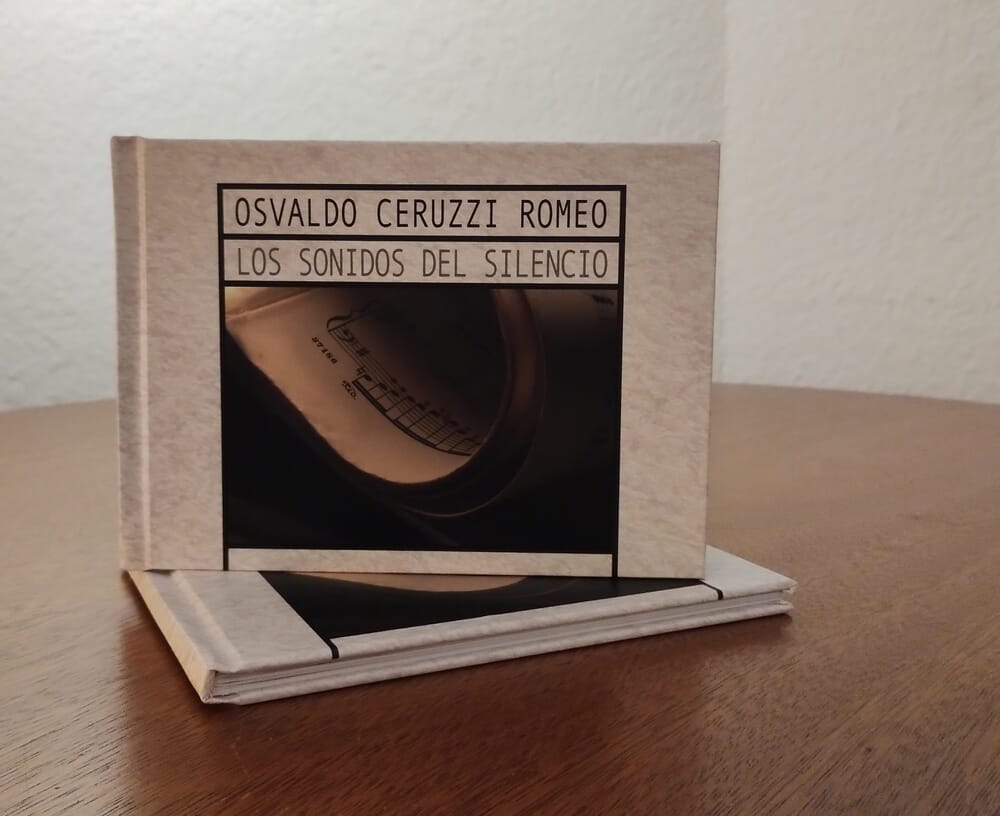 LOS SONIDOS DEL SILENCIO