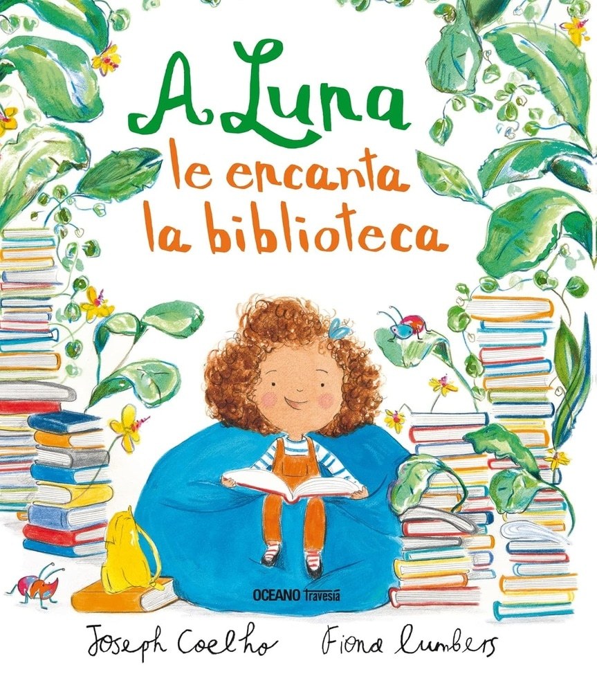 A LUNA LE ENCANTA LA BIBLIOTECA