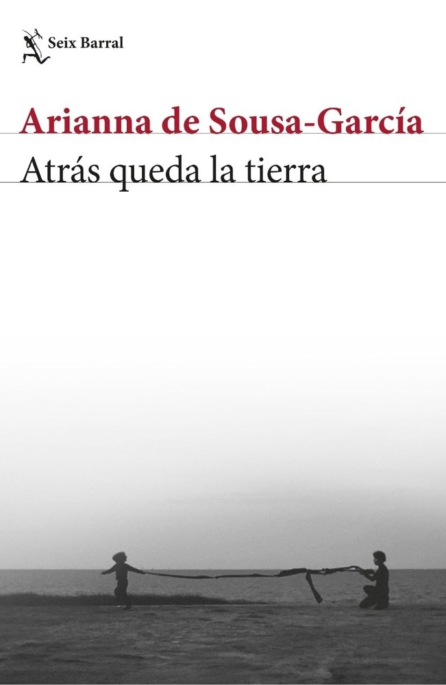 ATRÁS QUEDA LA TIERRA
