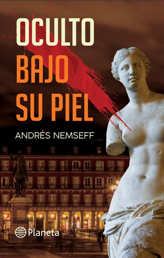 OCULTO BAJO SU PIEL