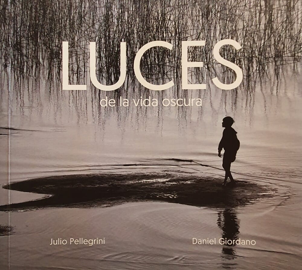 LUCES DE LA VIDA OSCURA