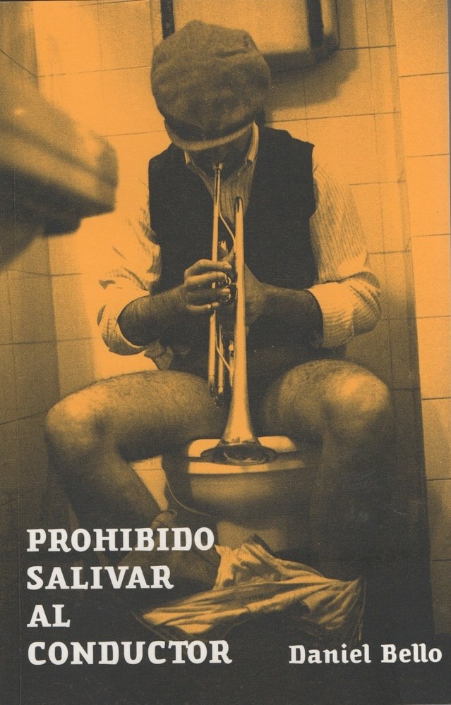 PROHIBIDO SALIVAR AL CONDUCTOR